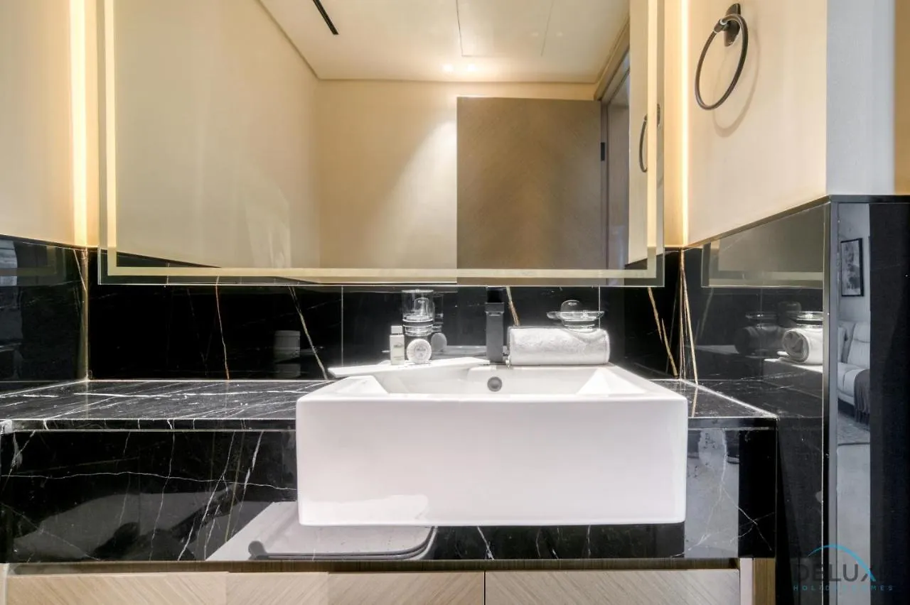 Slick 1Br At Binghatti Creek Al Jadaf By Deluxe Holiday Homes Dubai United Arab Emirates