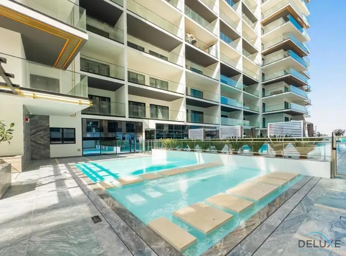 Slick 1Br At Binghatti Creek Al Jadaf By Deluxe Holiday Homes Dubai